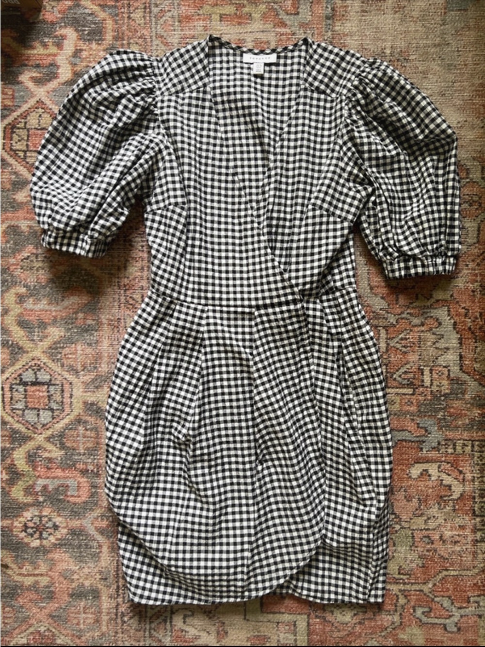 TopshopBlack & White Gingham Puff-Sleeve Wrap Dress